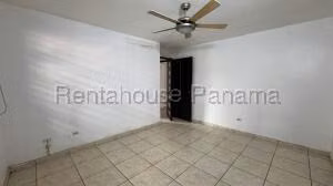 Casa en Venta en Brisas del Golf 26jack8438