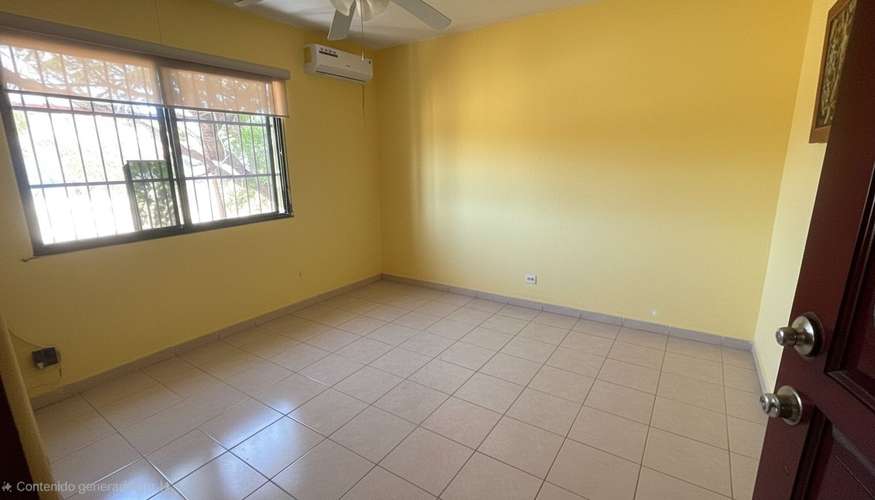 Venta de Casa en Coronado con Piscina