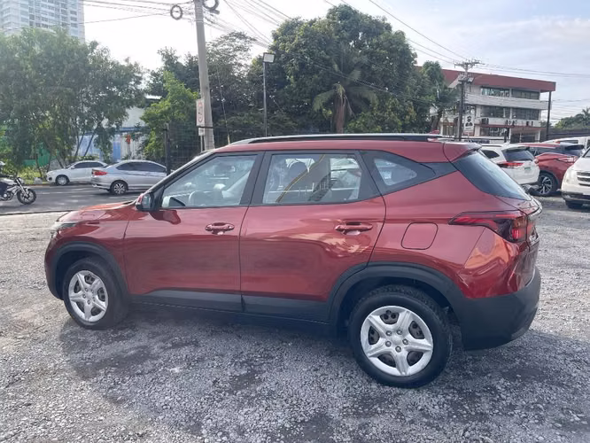 KIA SELTOS 2022 AUTOMATICO