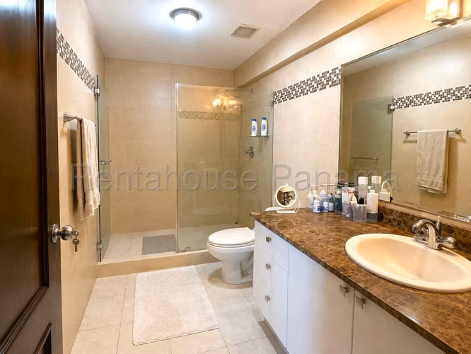 ALQUILER DE APARTAMENTO EN RIVERSIDE COSTA DEL ESTE HQ