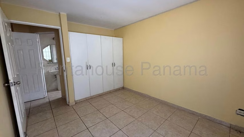 Venta de Casa en Brisas del Golf - Imagen 8