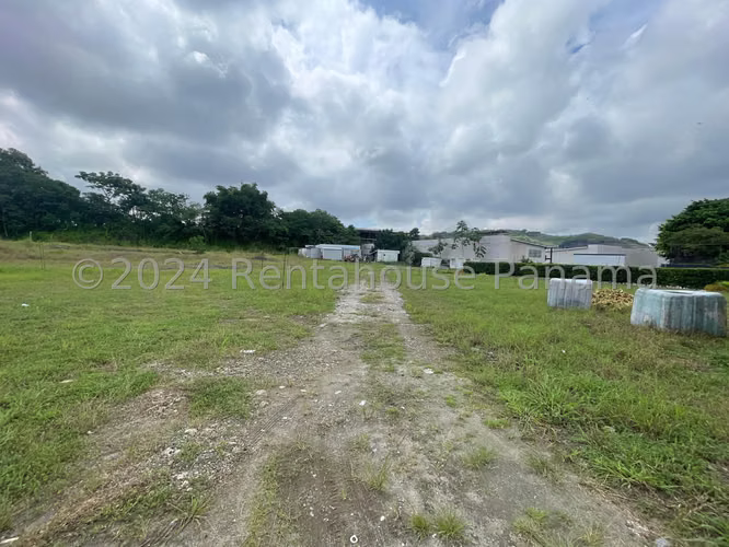 Venta de Terreno en Milla 8 Terreno CCO - Imagen 3