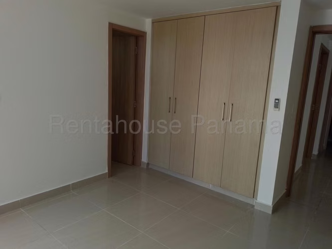 Venta de Apartamento en Carrasquilla Ph torres de castilla CCO