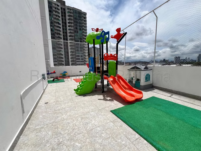 Alquiler de Apartamento en Via España Ph Metropolitan Park KC