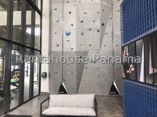 Se Vende Apartamento en Coco del Mar LA26-4929