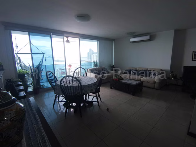 Se Vende Apartamento en San Francisco LA25-9233