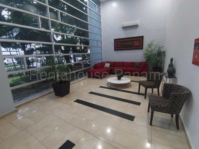 Se Vende Apartamento en San Francisco LA25-9233