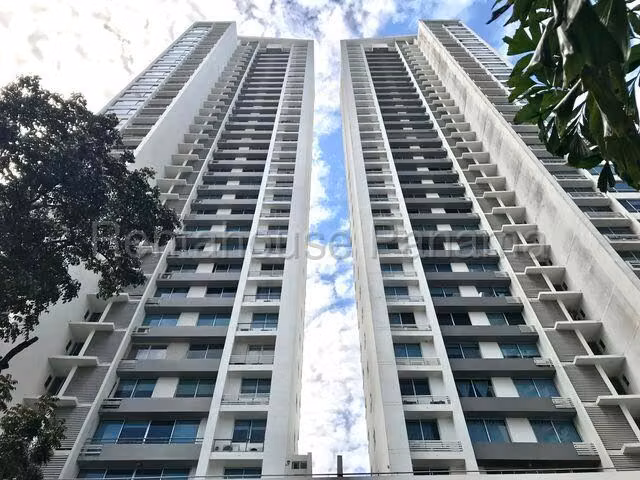 Apartment for Sale in San Francisco LA25-9233