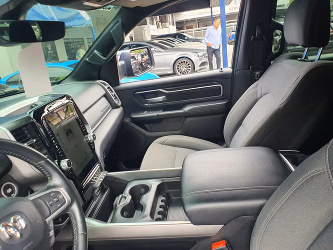 RAM RAM 1500 BIGHORN 2023