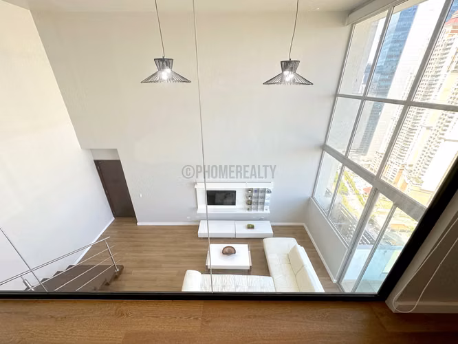 Espacioso LOFT apartamento de 2 recamaras para la venta en Punta Pacifica