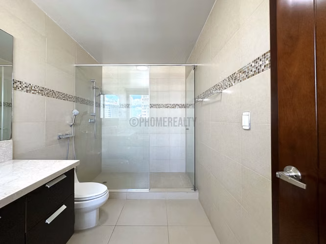 Espacioso LOFT apartamento de 2 recamaras para la venta en Punta Pacifica