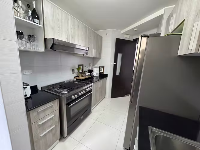 ¡EL APARTAMENTO QUE LO TIENE TODO EN EL CANGREJO! PH CARRERAS TOWER - Imagen 7