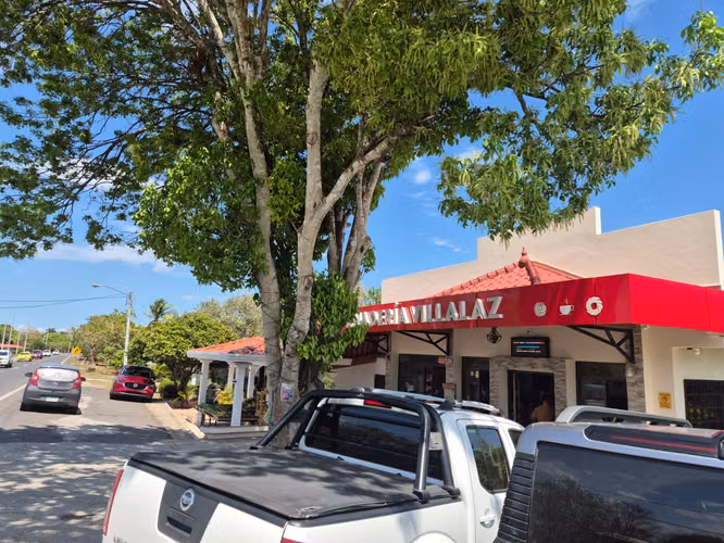 VENDO Terreno $1.15/m2, 17.9 Hectáreas x urbanizar o uso Agropecuario..