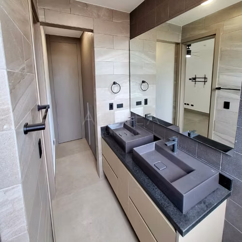 VENTA | VICTORY WELLNESS CON INQUILINO PARA INVERSIÓN 110M2 $430,000.00