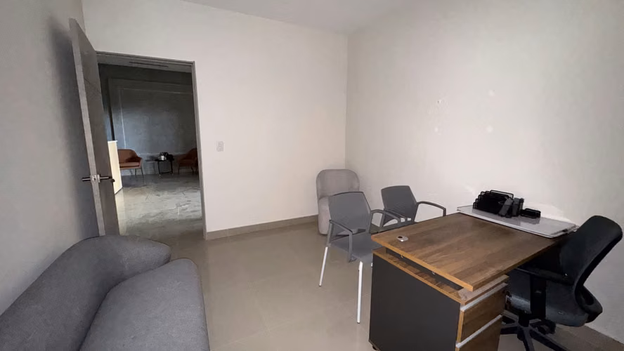 (3)-LOCAL COMERCIAL EN ALQUILER EN LOS ANDES MALL – PANAMÁ