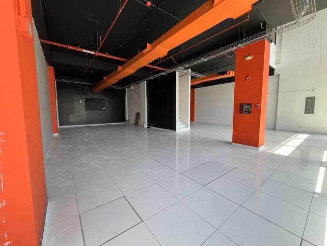 (3)-ALQUILO LOCAL COMERCIAL EN SAN FRANCISCO PANAMÁ – PLAZA 66