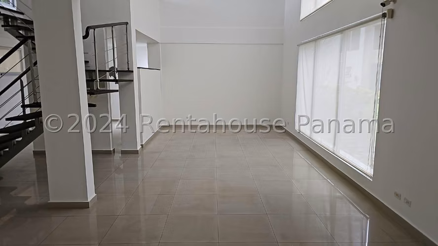 Venta de casa en Costa Sur AK