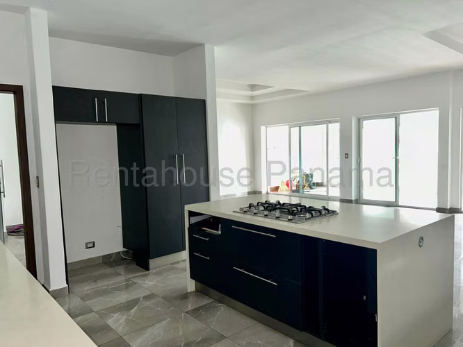 Venta de casa en Costa Sur AK - Imagen 5