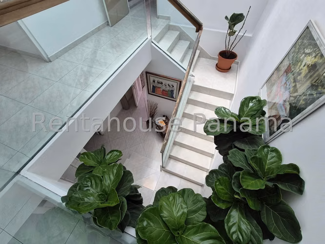 Venta de casa en Betania AK