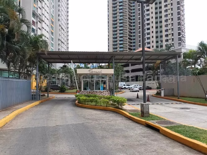 Se Vende Apartamento en San Francisco YDU