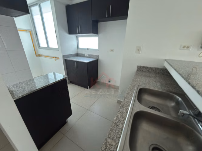 VENTA DE APARTAMENTO EN P.H. ARENA'S PARK EN PARQUE LEFEVRE - Imagen 7