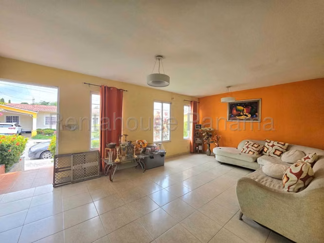 VENTA DE CASA EN LOS LAURELES VILLA ZAITA HQ