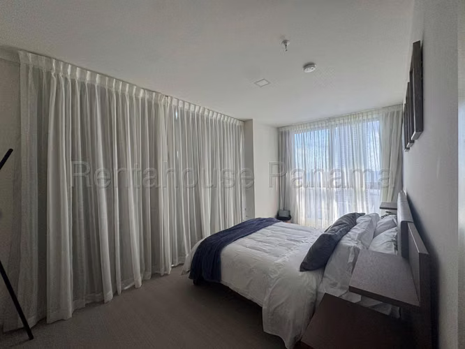 Apartamento en Alquiler en Costa del Este MPM 26-8495