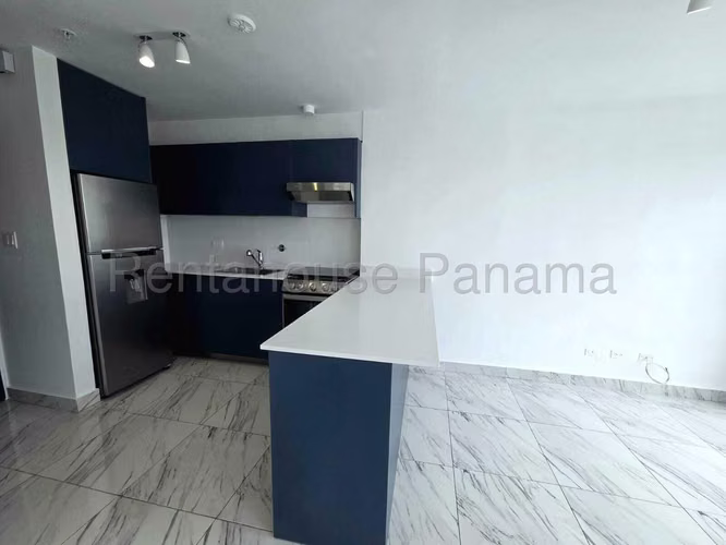 Apartamento en Alquiler en Avenida Balboa MPM 26-8491