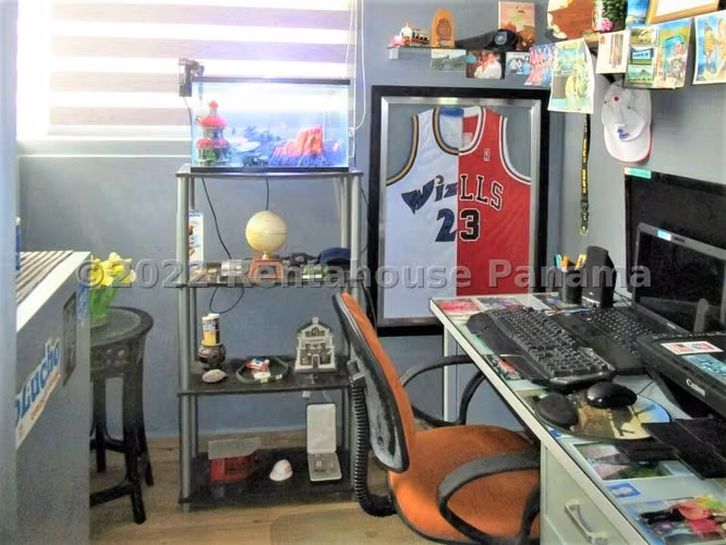 Apartamento en Venta en Pueblo Nuevo MPM 26-8482