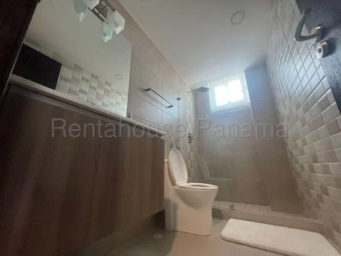 Apartamento en Alquiler en Bella Vista MPM 26-8481
