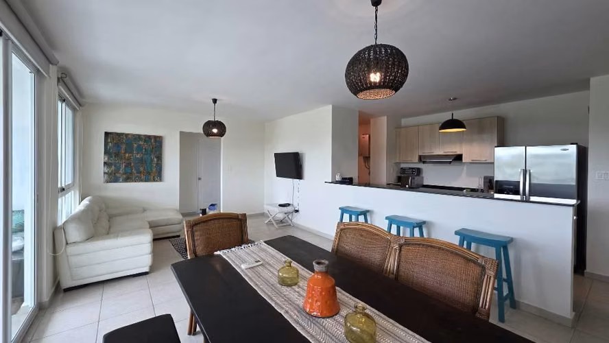 OPORTUNIDAD  de Inversión  en Playa Bijao Apartamento  Se Vende $270,0000