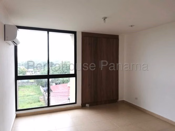 MB26-6617 Venta de Apartamento en Las Acacias Ph Villa Andalucia Solo Cliente Directo