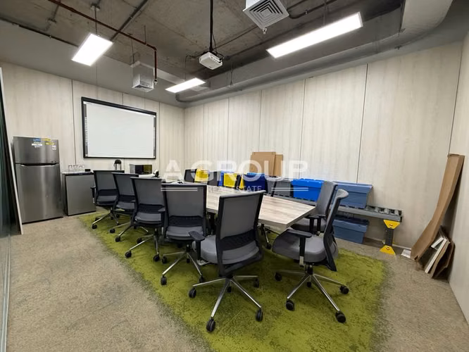 Office Plex 71 - Santa Maria - Se Alquila Oficina Amoblado