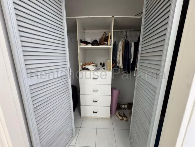 Alquiler de Apartamento en Bellavista Ph Vista Tower KC
