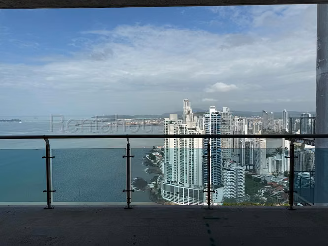 Venta de Apartamento en Punta Pacifica Ph Aqualina CCO