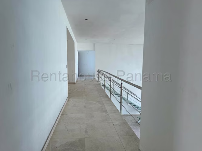 Venta de Apartamento en Punta Pacifica Ph Aqualina CCO