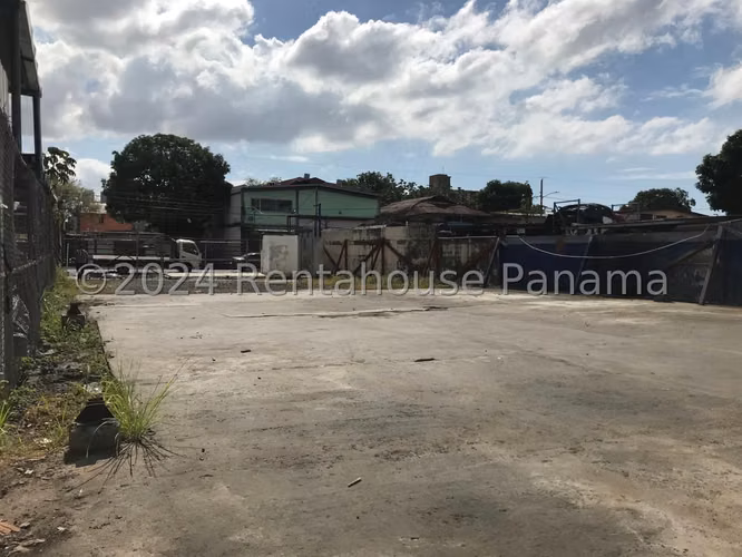 Sale of Land in Parque Lefevre CCO