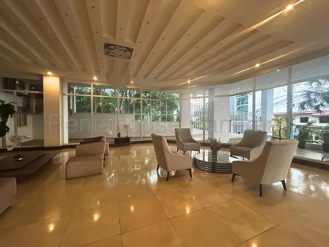 Alquiler de Apartamento en Hato Pintado Ph Foresta Tower CCO