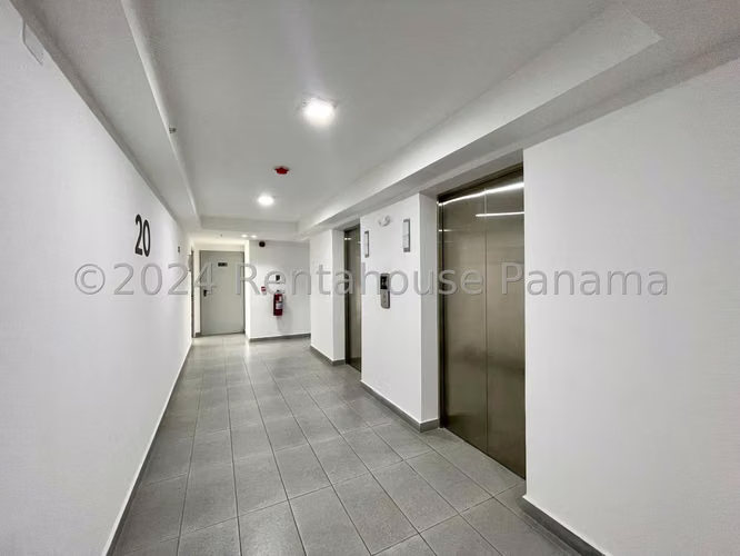 Venta de Apartamento en Via España Ph Park Square CCO