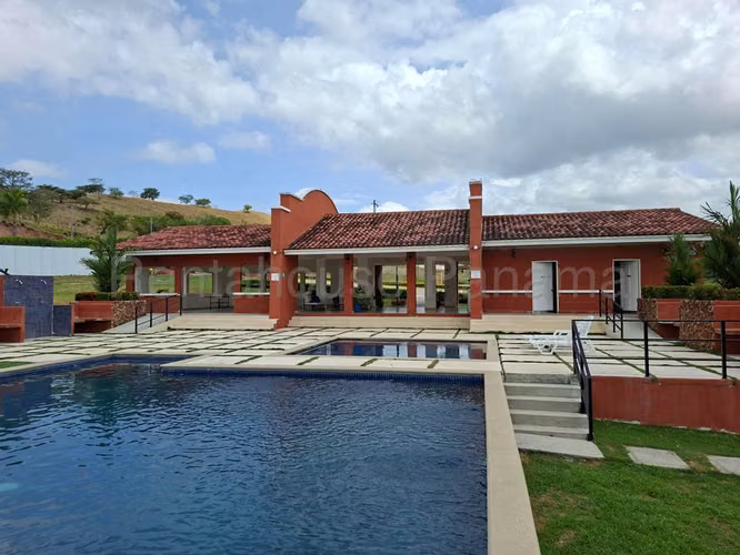 Alquilo Casa en chame OF 26-8492