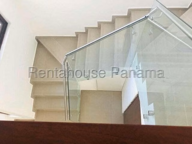 Vendo Casa en Brisas Del Golf PH GARDENIAS OF 26-5098