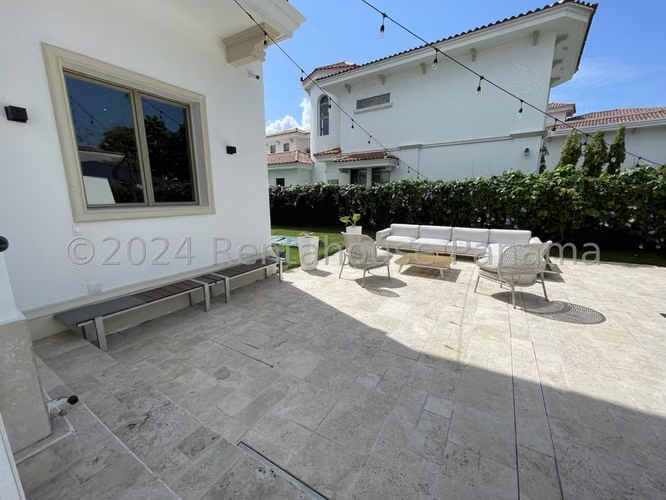 Vendo Casa en Santa Maria fairway estate OF 26-3180