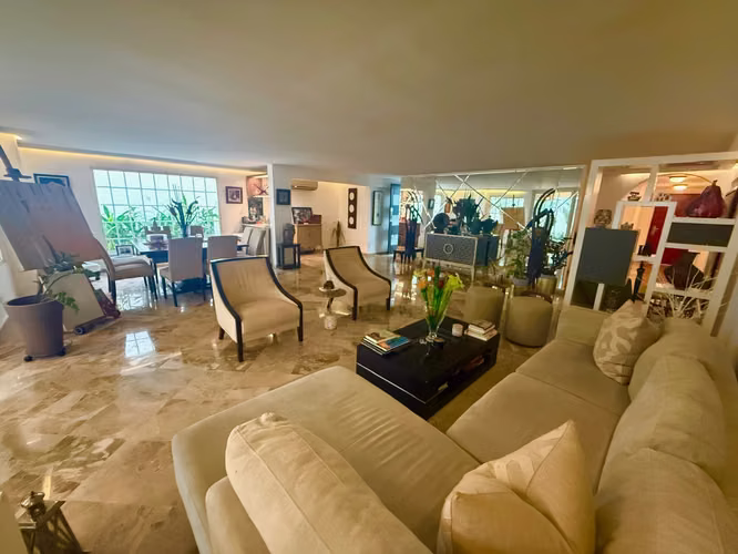 Casa en Venta: Altos del Golf – Máxima Seguridad sin Costo de Mantenimiento