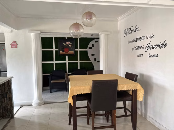 CASA EN VENTA EN VILLAS DEL MEDITERRANEO DON BOSCO REMODELADA (CAMRO)