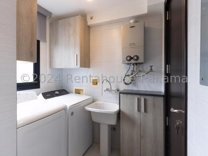 Se Vende Apartamento en El Cangrejo LA25-1659