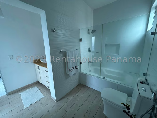 Se Vende Apartamento en Bellavista LA24-552