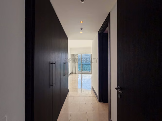 Penthouse en Alquiler en Punta Pacífica, Panamá – Exclusiva Residencia de 400 m² con Doble Balcón