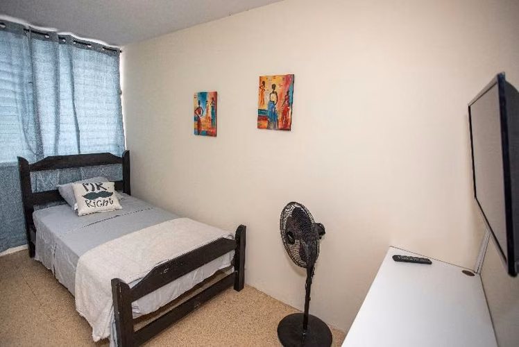 Venta de apartamento - Bella Vista - El Cangrejo - 2 pisos completos-41 habitaciones 688mts2