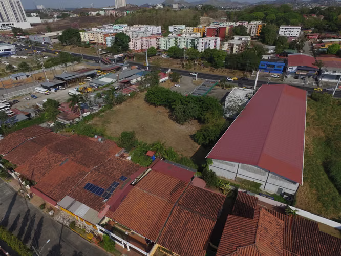 Se vende Terreno en JUAN DÍAZ