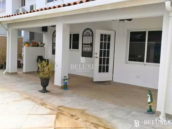 VENTA DE CASA QUINTAS DE VERSALLES , JUAN DIAZ (6)